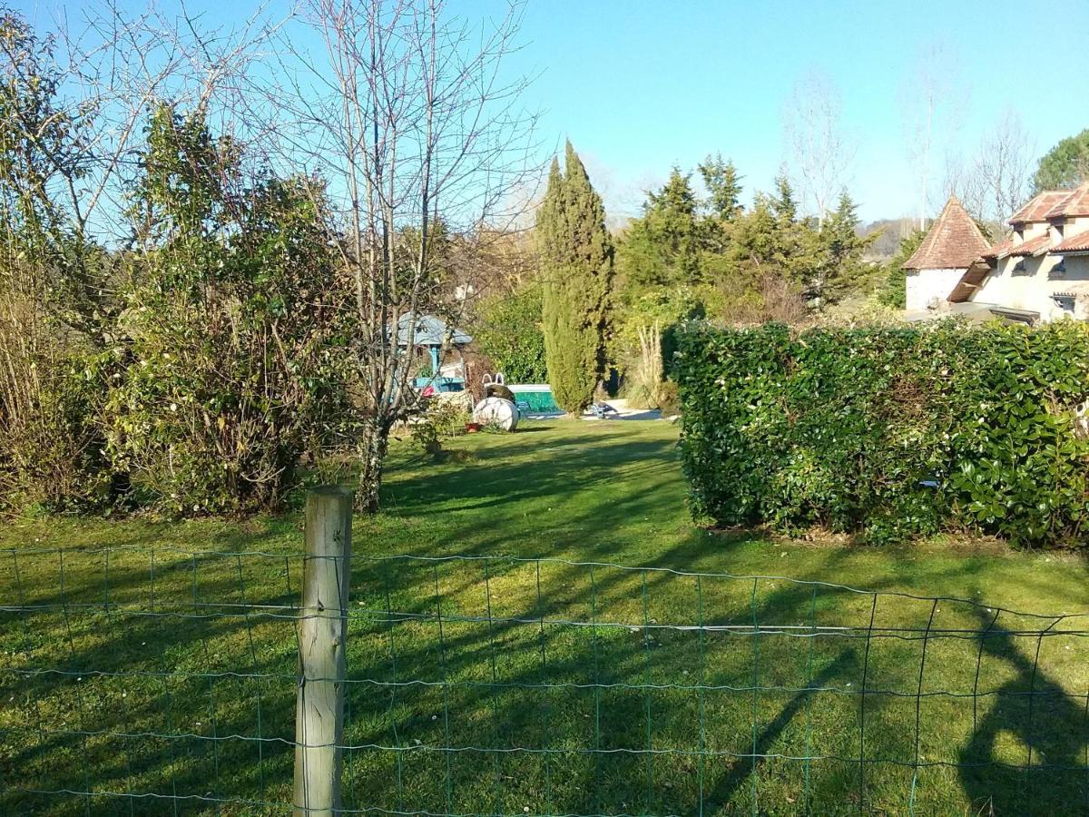 Villa Charmante A Bosset Avec Piscine Partagee Zewnętrze zdjęcie
