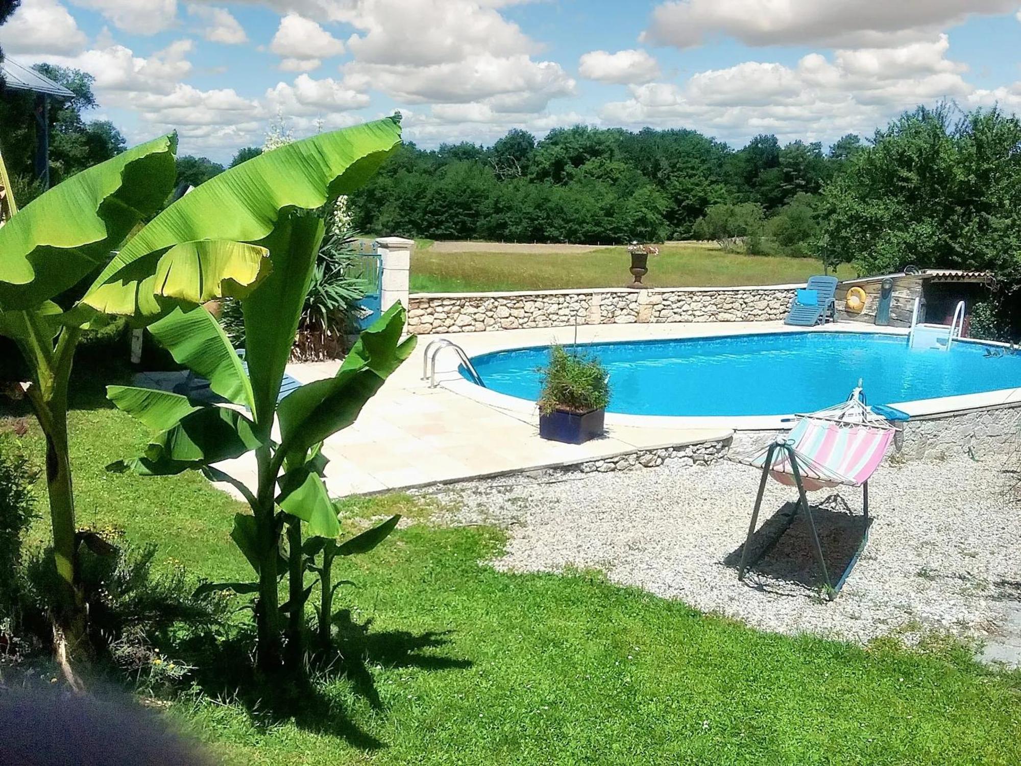 Villa Charmante A Bosset Avec Piscine Partagee Zewnętrze zdjęcie