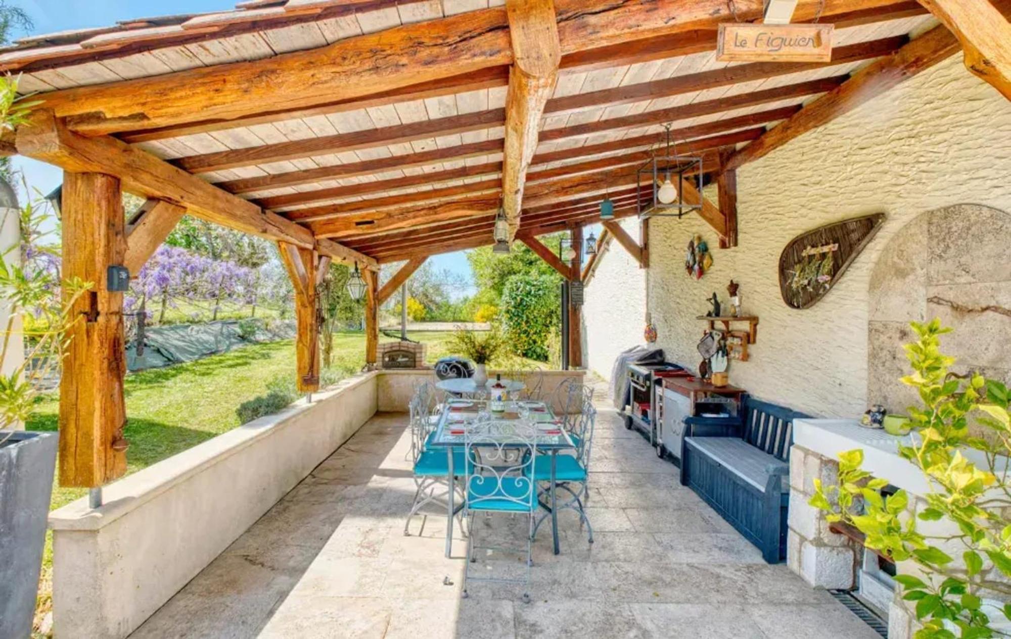 Villa Charmante A Bosset Avec Piscine Partagee Zewnętrze zdjęcie